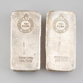 SILVERTACKOR, 2 st, finsilver, Malmö Ädelmetall AB, 2000 gram.