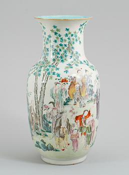VAS, porslin, Kina, 1800-/1900-tal.