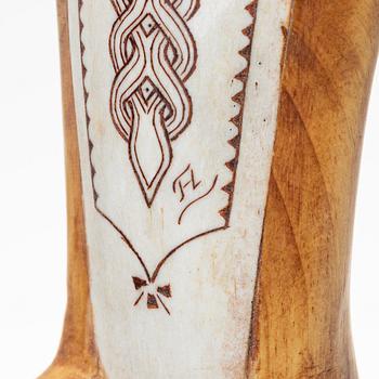 Tyko Harlald Lampa, cup, signed.