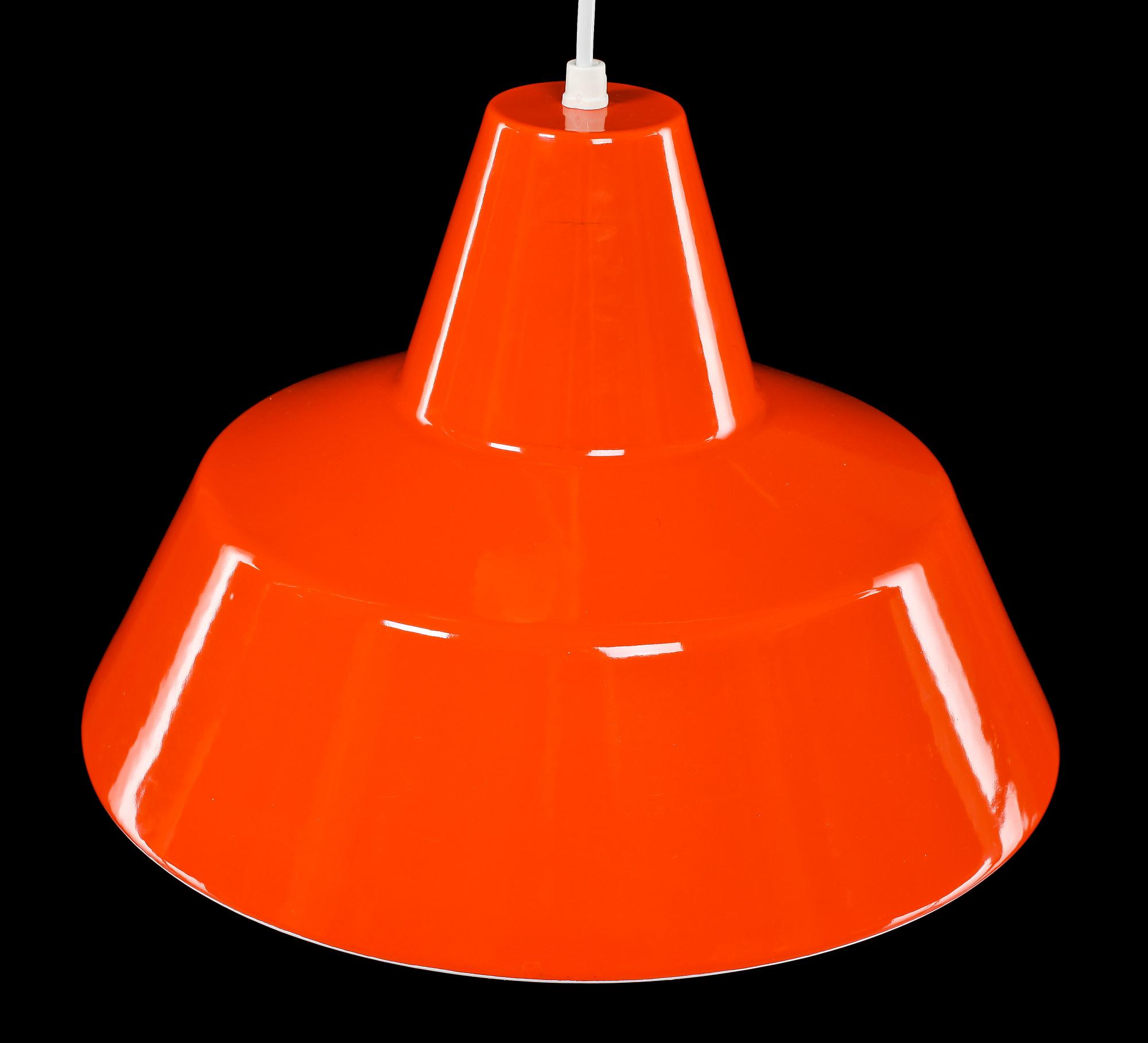 TAKLAMPA, Vaerkstedlampa, Arne Jacobsen, Louis Poulsen, 1900-talets andra hälft. Höjd ca 26 cm.