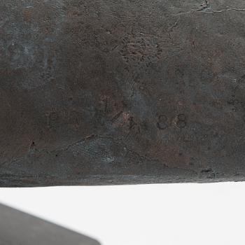 Pekka Rytkönen, skulptur, brons, signerad och märkt 1/1 88.