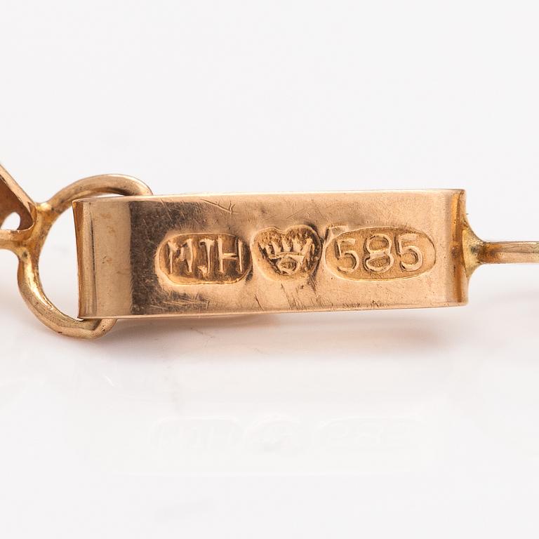 Matti Hyvärinen, A 14K gold bracelet. SiroKoru, Turku.