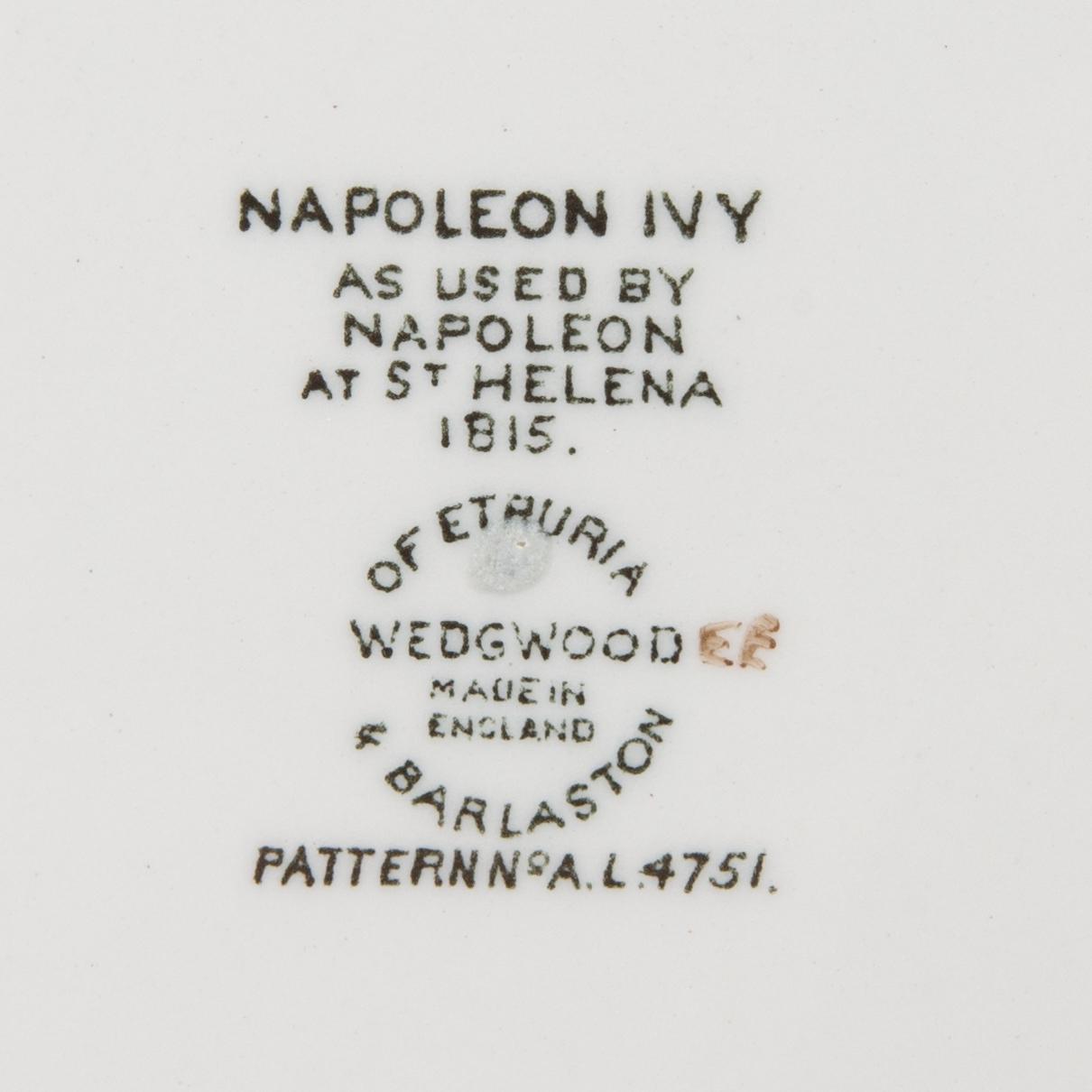 Plates 8 pcs "Napoleon Ivy" Wedgwood second half of the 1900s porcelain.