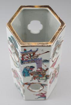 PERUKSTOCK, porslin, Kina, 1800-/1900-tal.