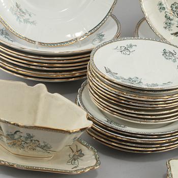 SERVISDELAR, 58 delar, flintgods, "Wexiö", Gustafsberg, 1900-talets början.