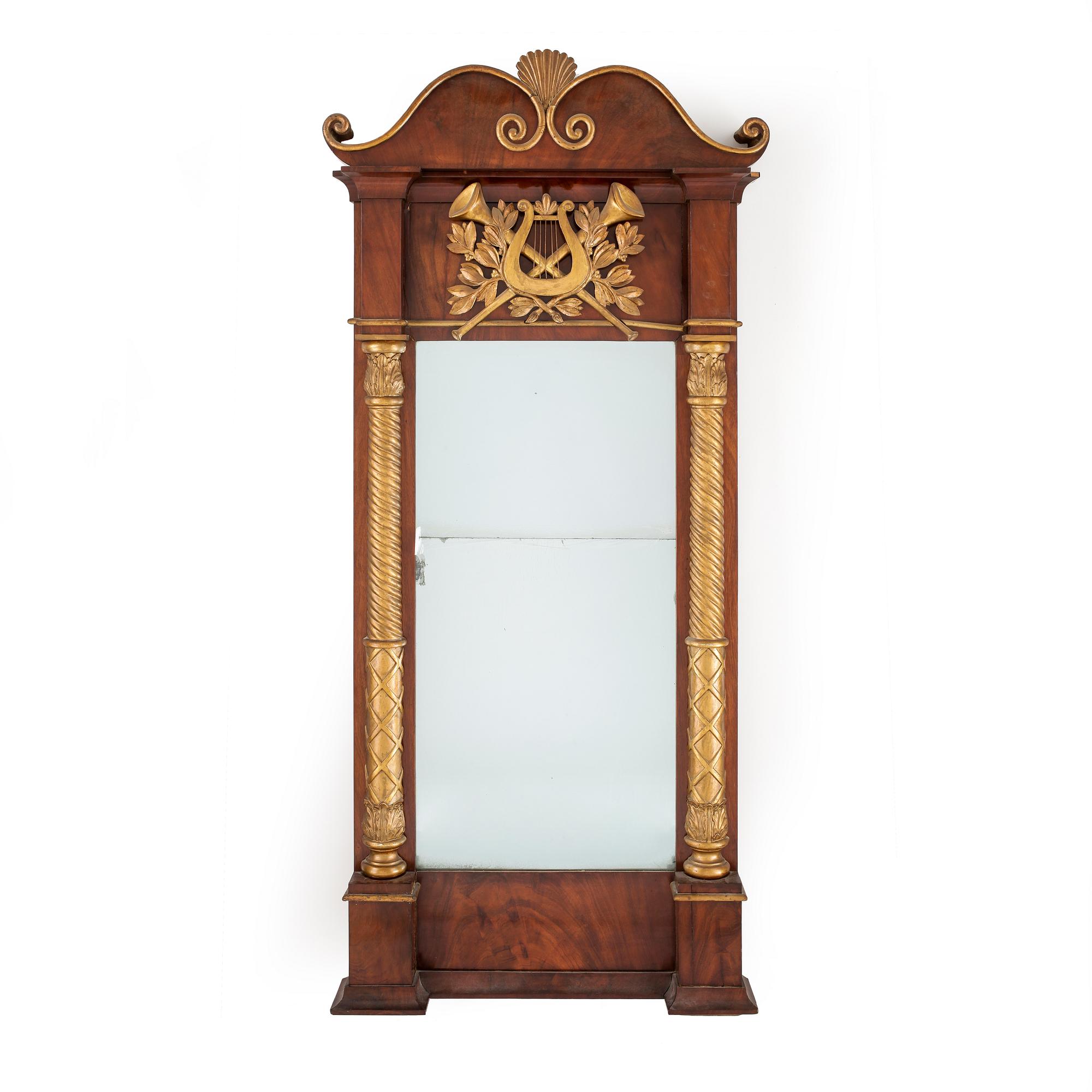 SPEGEL med KONSOLBORD, Karl Johan, 1800-talets första hälft.