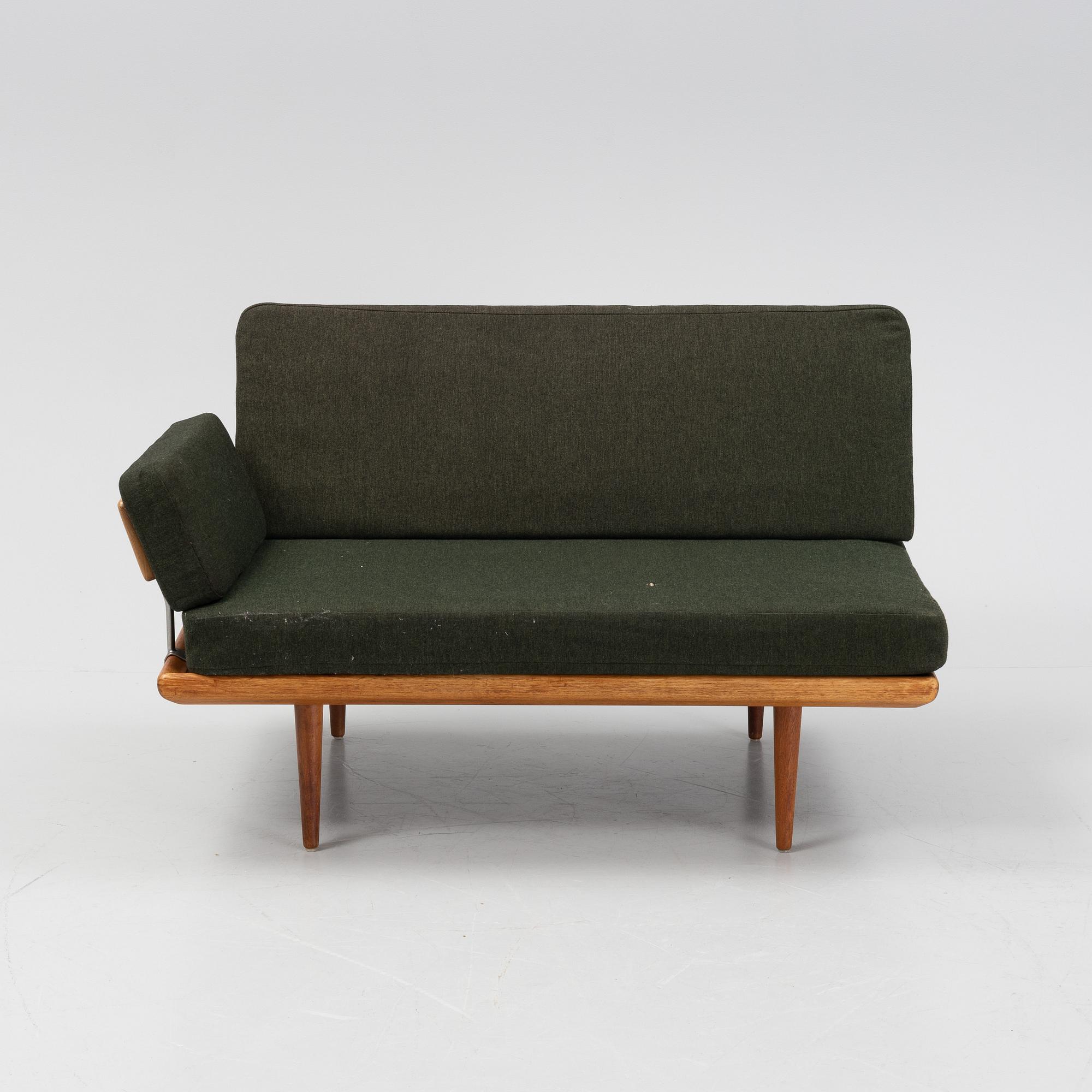 Peter Hvidt & Orla Mølgaard Nielsen, hörnsoffa med bord 3 dlr, "Minerva", France & Daverkosen Danmark 1950-tal.