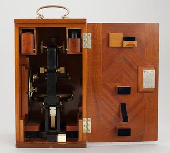 MIKROSKOP MED TILBEHÖR, Carl Zeiss 1900-talets mitt.