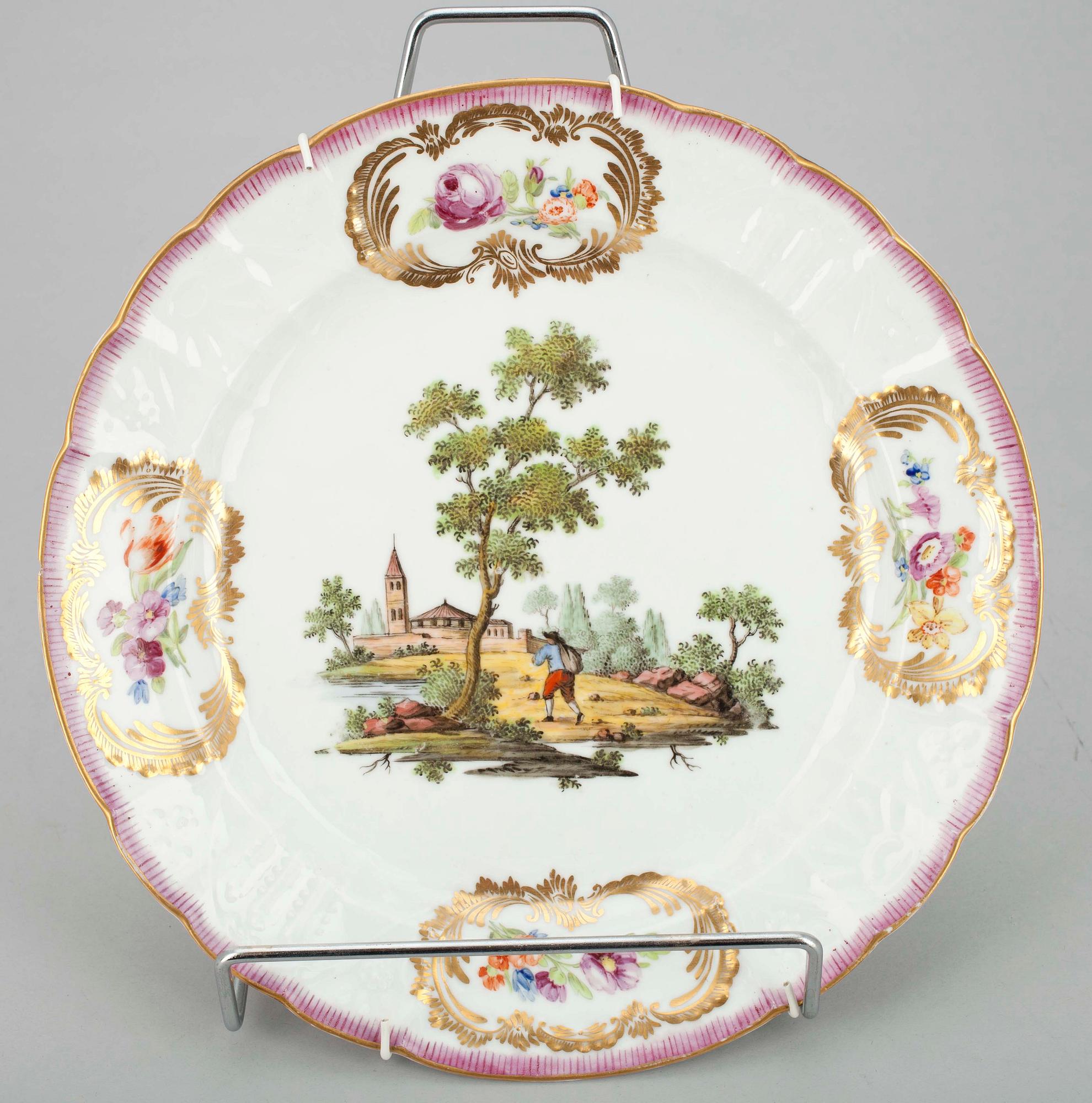 LAUTANEN, posliina, Keisarillinen Posliinitehdas, Pietari, Venäjä, 1700-luvun loppupuoli.