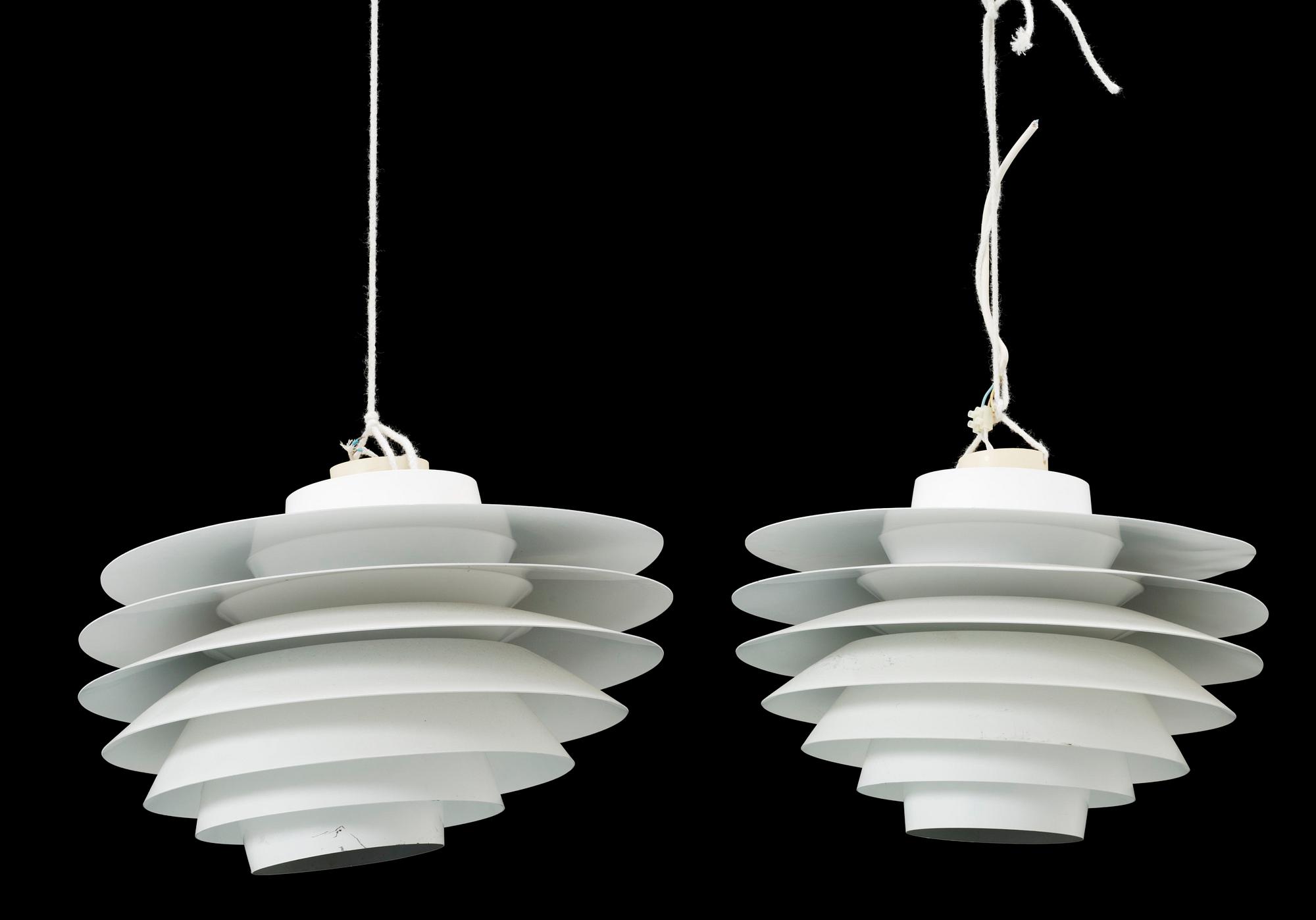 TAKLAMPOR, ett par, metall, "Verona" design Sven Middelboe.