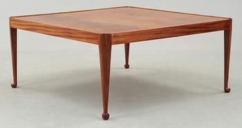 SOFFBORD, Josef Frank, modell 2073 "Diplomat", Firma Svenskt Tenn.
