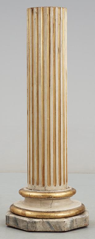 A Gustavian late 18th century column.