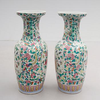 GOLVVASER, 1 par, porslin, Kina, 1900-tal.