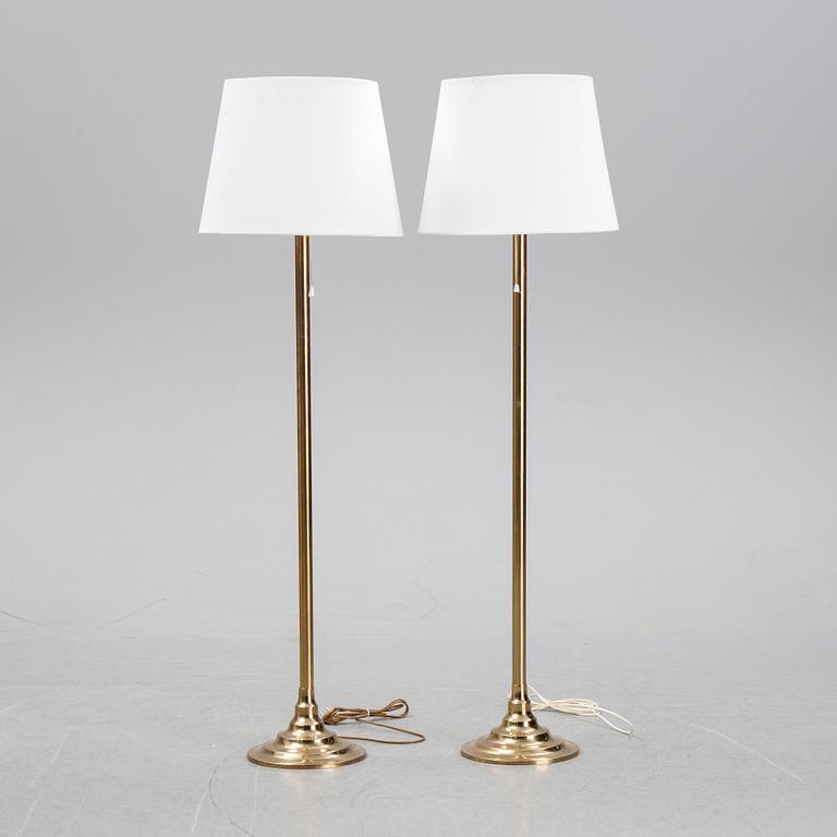 Bergboms, a pair of model 'G-024' brass floor lamps. Second half of the 20th century.