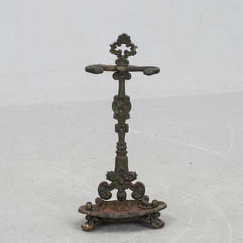 PARAPLYSTÄLL, gjutjärn.