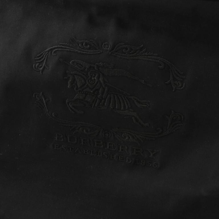 VÄSKA, Burberry, 2011.