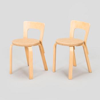 Alvar Aalto, A pair of mid-20th century chairs model 65, for O.Y. Huonekalu- ja Rakennustyötehdas A.B.