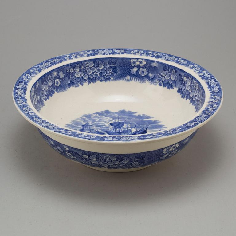 Wedgwood Ferrara Etruria earthenware 4 psc.