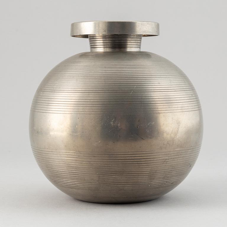 Sylvia Stave, a pewter vase, for CG Hallberg, Stockholm 1932.