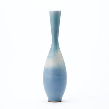 Berndt Friberg, a blue glazed stoneware vase, Gustavsberg studio 1962.