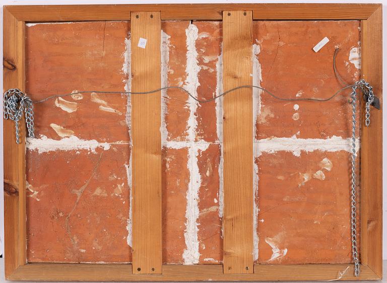 Allan Ebeling, väggrelief, stilleben, målad terrakotta, Torshälla.