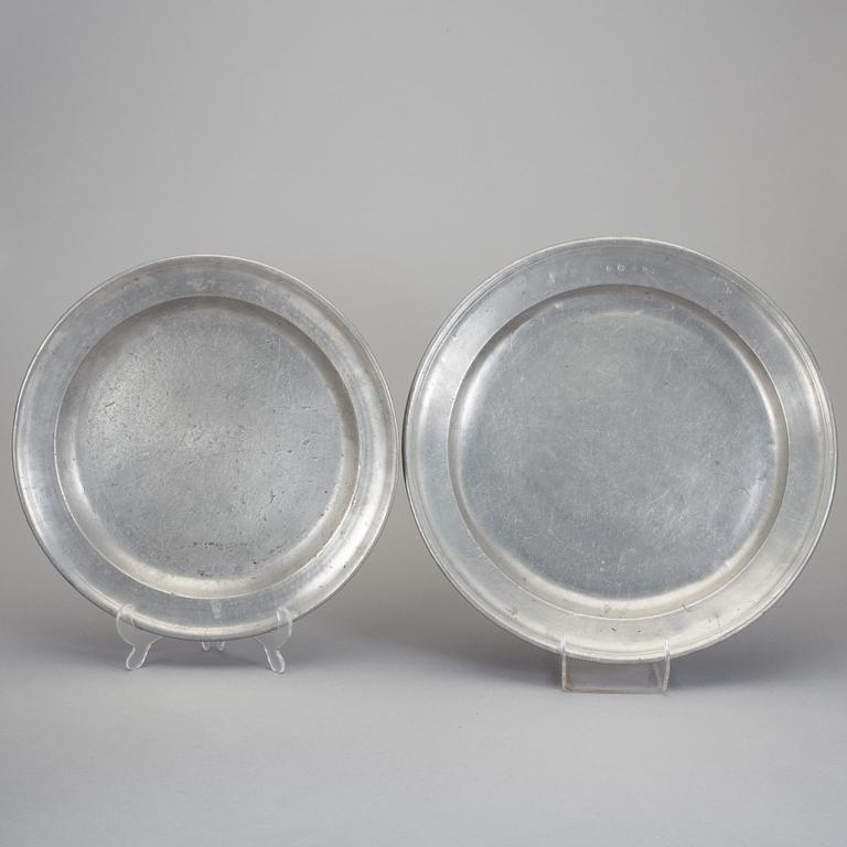 FAT, 7 stycken, tenn, bla Samuel Marnel, Stockholm, (1748-1775).