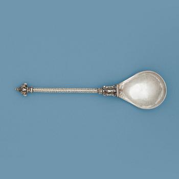 903. A Polish 17th century silver spoon, unknown mark.