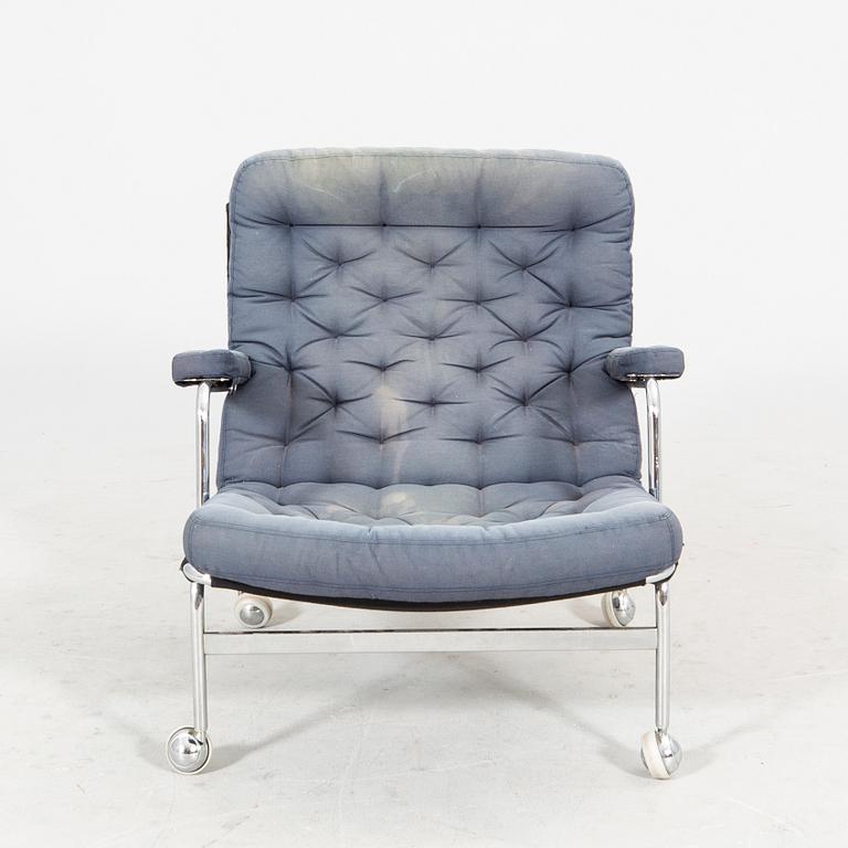 A Bruno Mathsson "Karin" easy chair for DUX alter part of the 20th century.