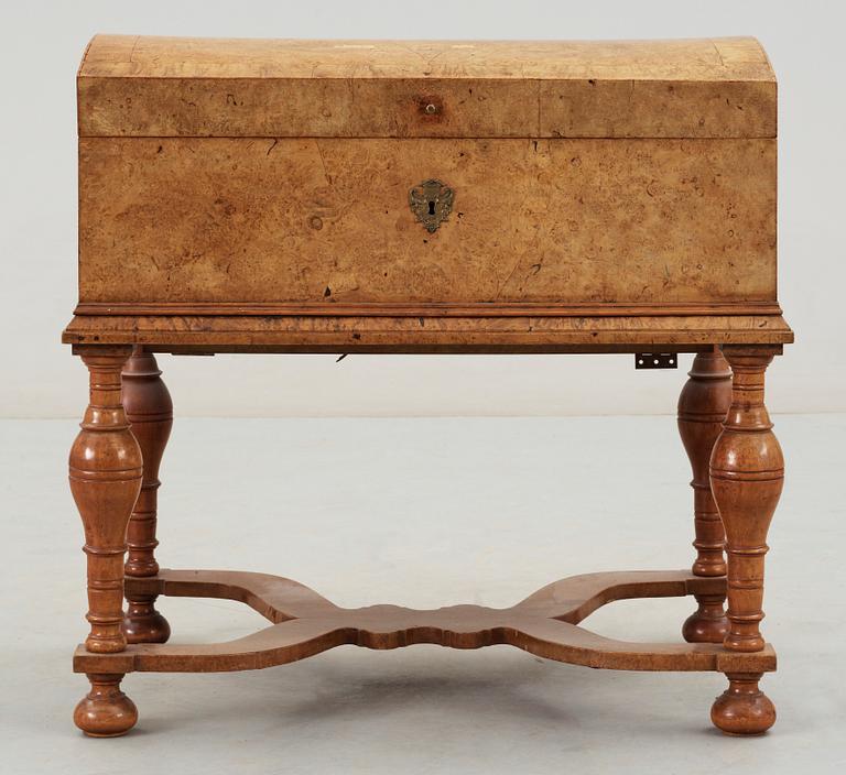 NATTLÅDA, senbarock, 1700-talets andra hälft.