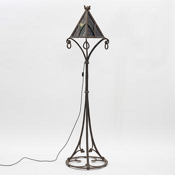 Golvlampa, Jugend, 1900-talets början.