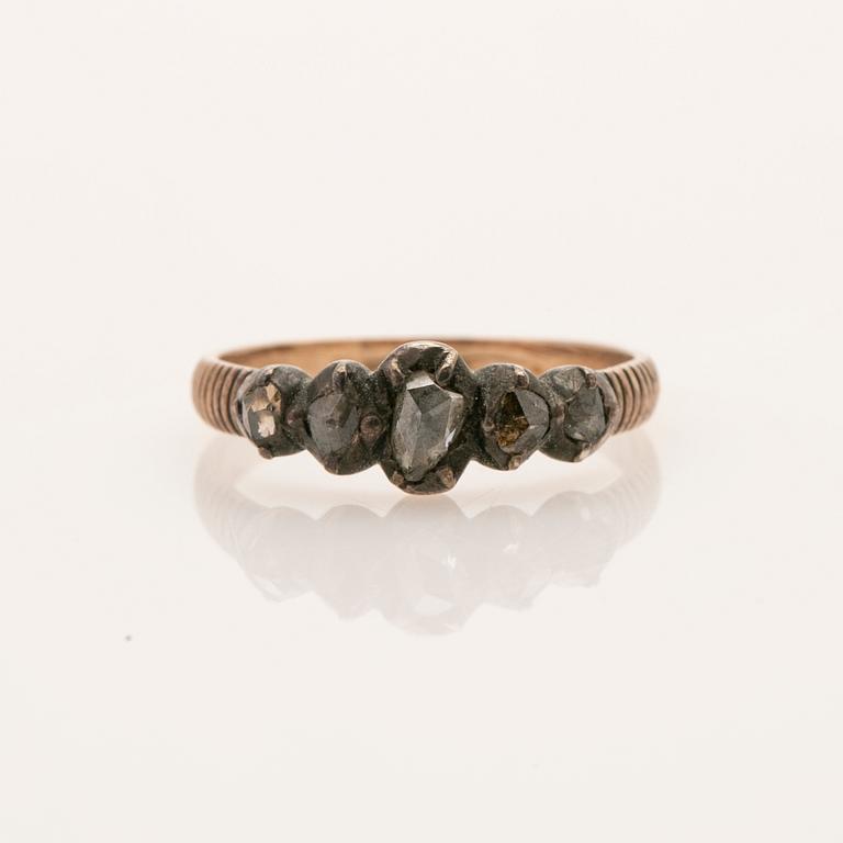 Ring, rose-cut diamonds.