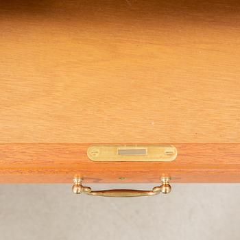 Josef Frank, sideboard, model 821, Svenskt Tenn.