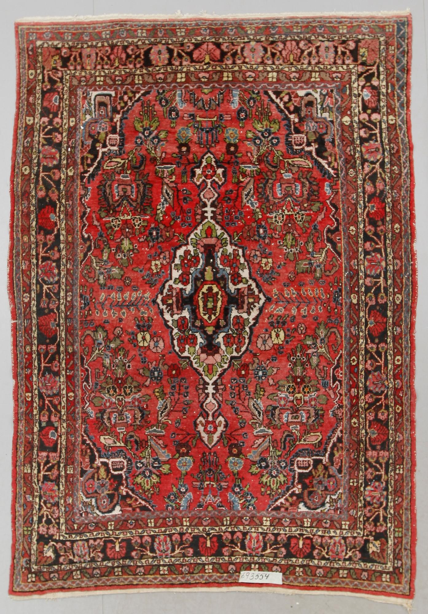 MATTA, orientalisk, old. Ca 272 x 190 cm.