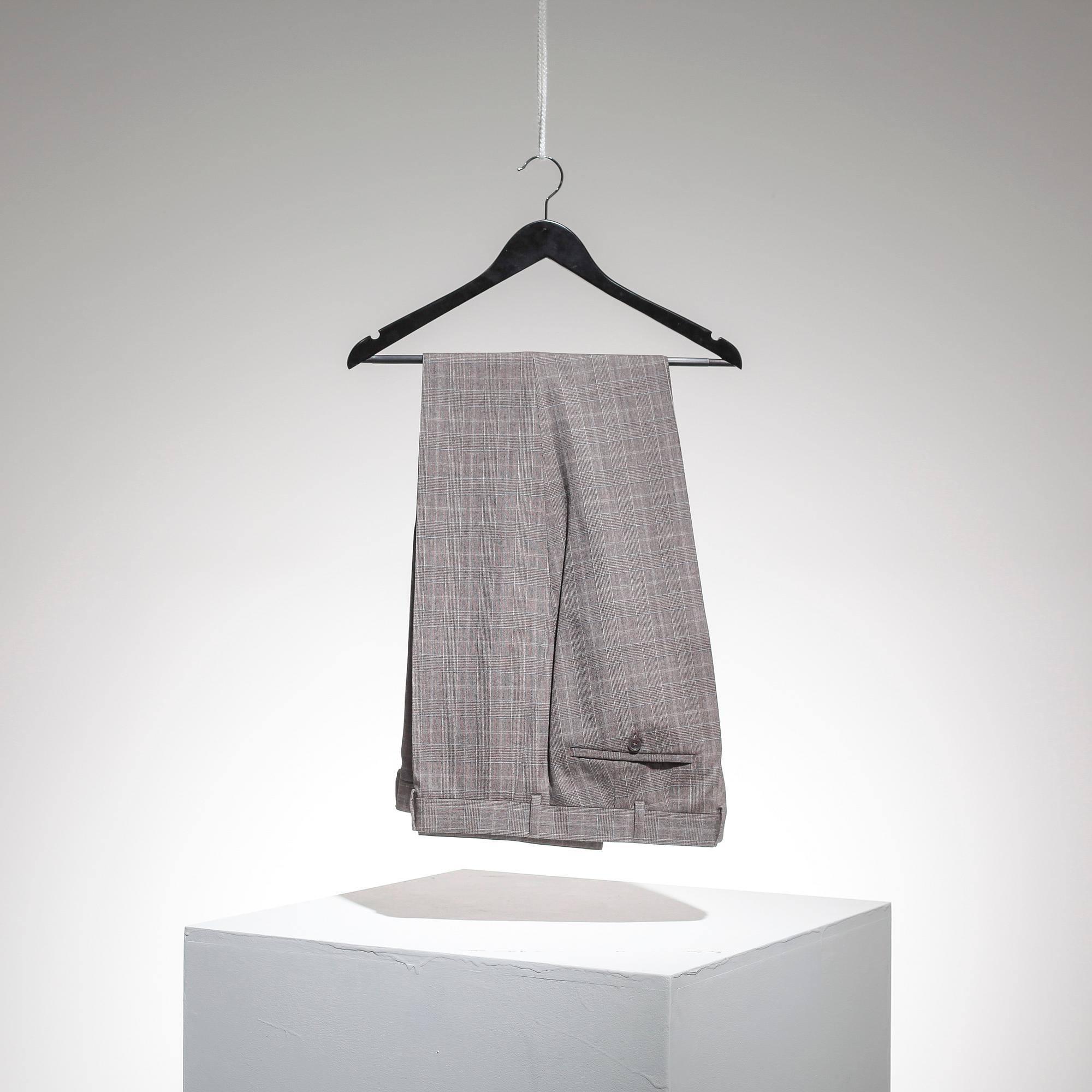 SUIT, Eduard Dressler, size 50.