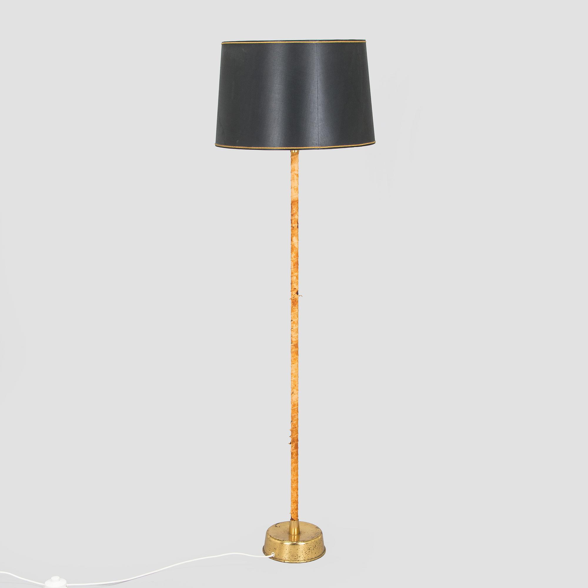Lisa Johansson-Pape, lattiavalaisin, Stockmann Orno, 1900-luvun puoliväli.