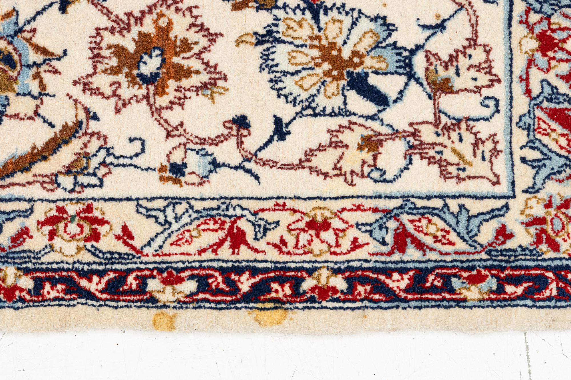 Carpet, Isfahan, 150 x 250 cm.
