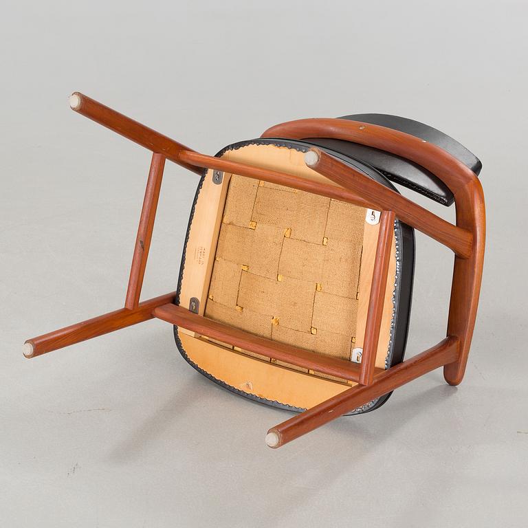 An armchair, model 53, designed by Erik Kirkegaard for Høng Stolefabrik, 20th century.