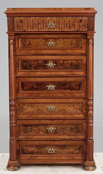 HERRBYRÅ, nyrenässans 1800-talets slut.