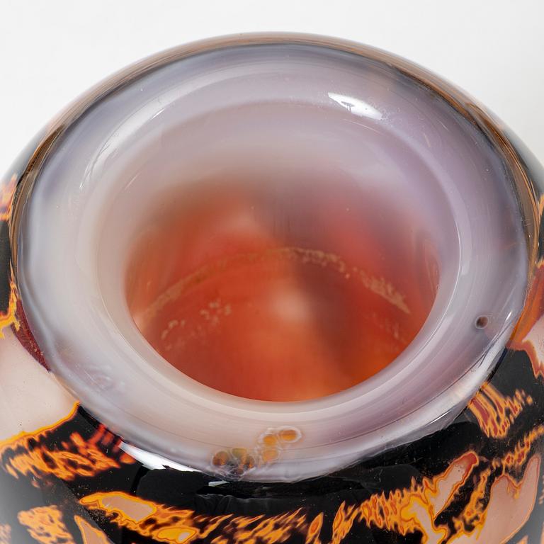 Mats Jonasson, a unique graal glass vase, 2003.