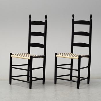 A Shaker style sofa and a pair of chairs, later part of the 20th century.