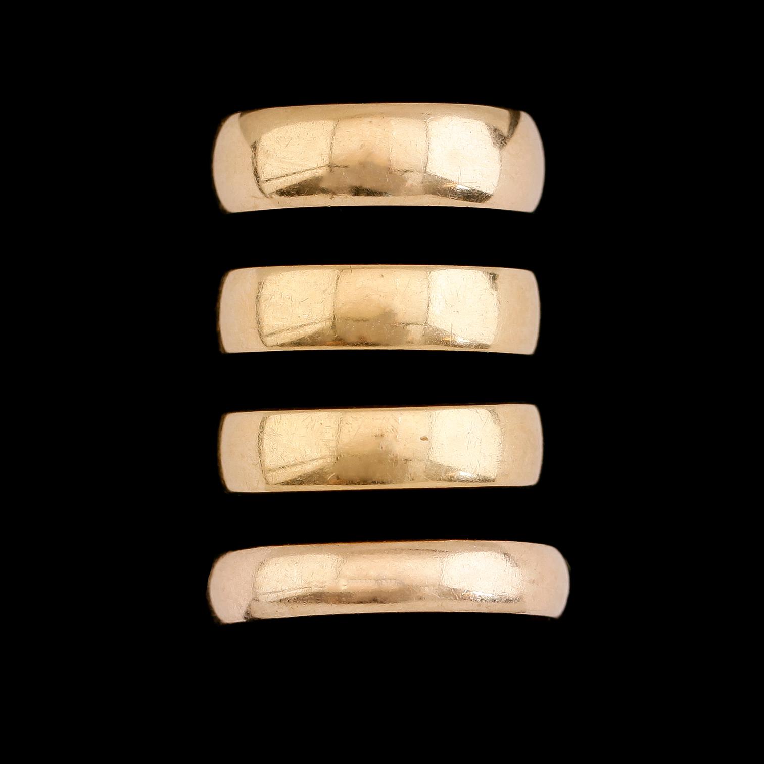 RINGAR, 4 st, 18 k guld. Vikt ca 15,8 g.