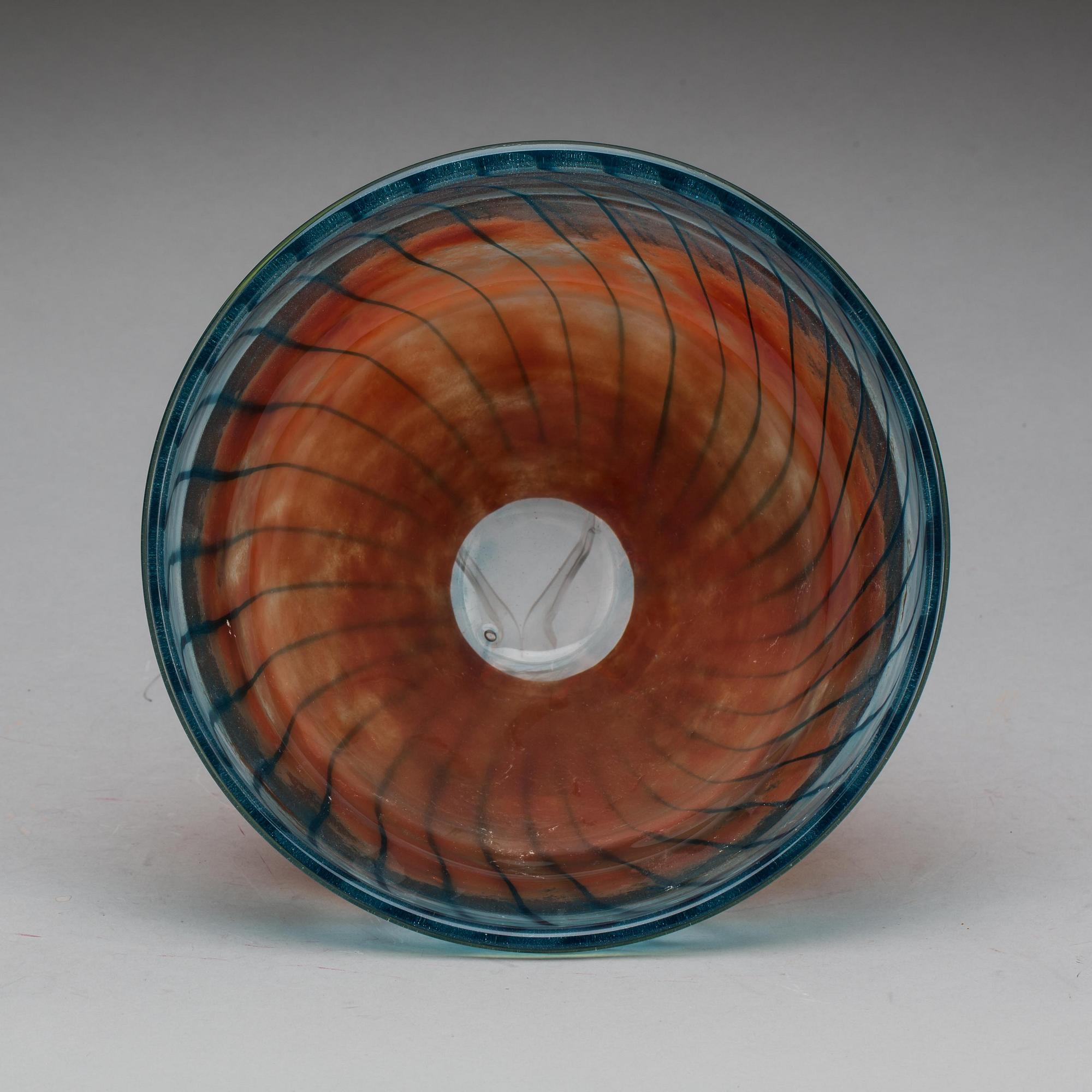 SKÅL, glas, Kosta Boda, formgiven av Kjell Engman.