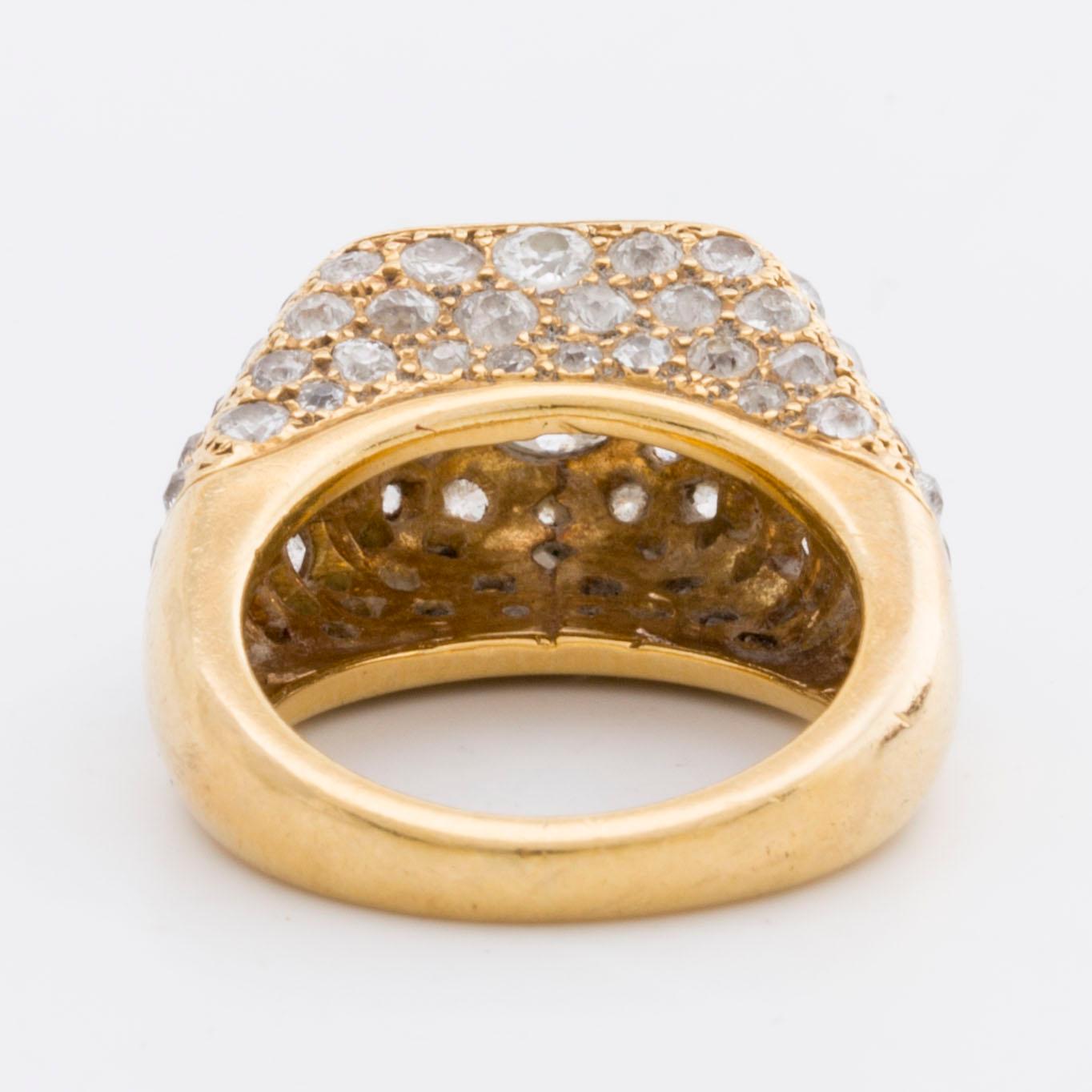 RING 20K gold w old-cut diamonds approx 4,5 ct, valuation letter.