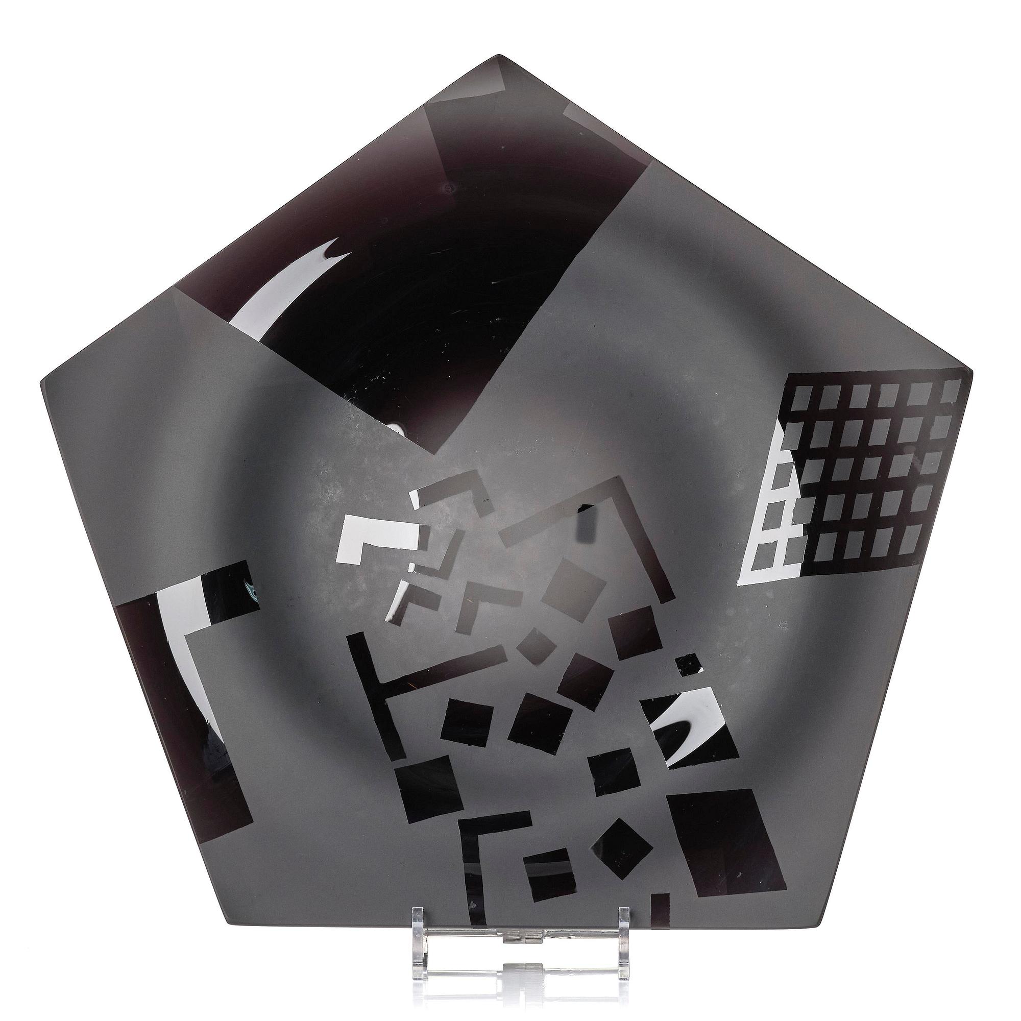 Oiva Toikka, a glass dish, Nuutajärvi Notsjö, Finland, probably unique.