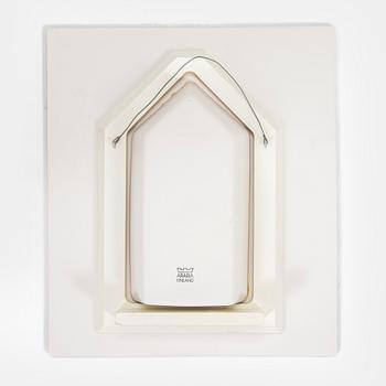 Heljä Liukko-Sundström, a ceramic wall scone, signed Heljä Liukko-Sundström Arabia.