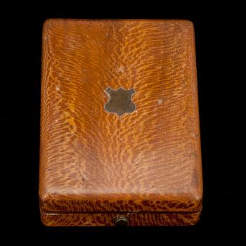 FICKUR, IWC Shauffhausen 14K kultaa. 1920-tal. Totalvikt 93 g.