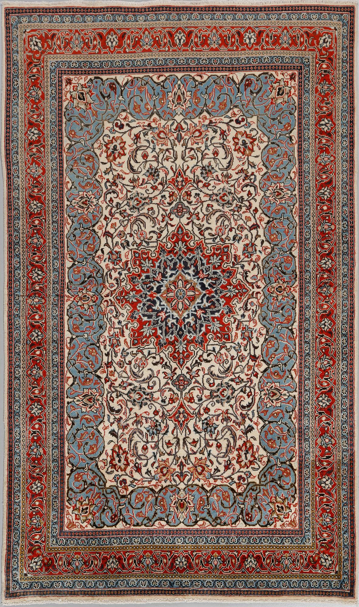 MATTA, Sarouk, modern tillverkning, 215 x 132 cm.