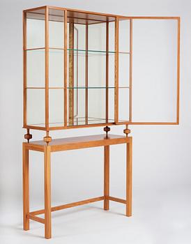 Josef Frank, a mahogany showcase cabinet model "2077", Firma Svenskt Tenn, Sweden.