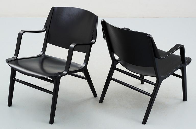 KARMSTOLAR, 4 st, "Ax-stolen", Peter Hvit och Orla Mölgaard-Nielsen, Fritz Hansen, Danmark.