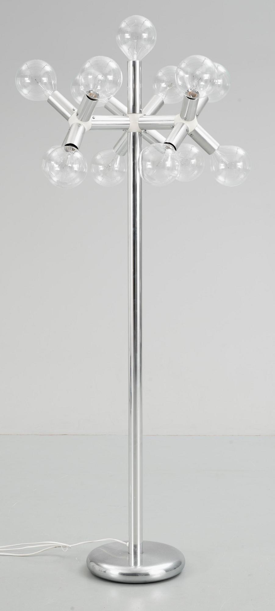 GOLVLAMPA, troligen Italien. 1900-talets slut.